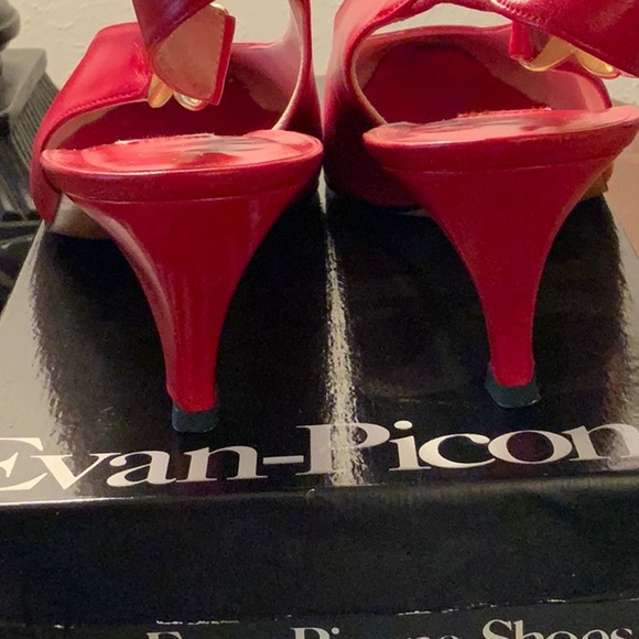 Asta Red Kid/Gold, Evan-Picone, Made in Spain, Sling Back Pump. - Picture 6 of 8